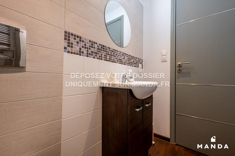 Chambre - 11 m² - 4 pièces