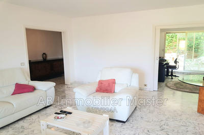 Appartement - 86 m² - 4 pièces