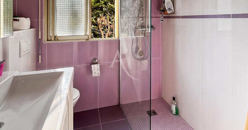 Appartement - 93 m² - 4 pièces