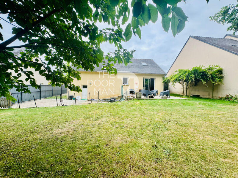 Maison - 96 m² - 5 pièces