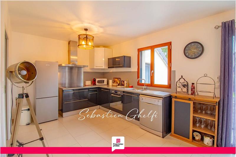 Maison - 115 m² - 6 pièces