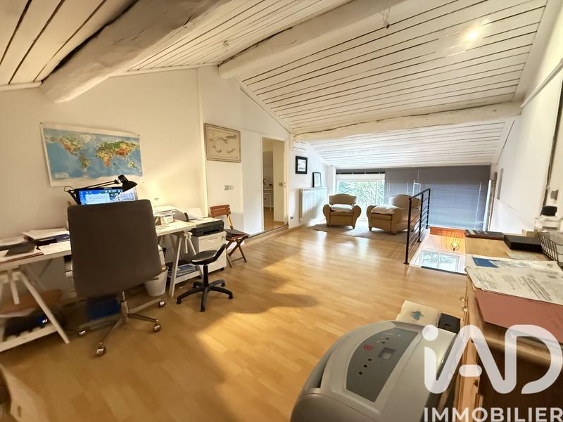 Maison - 179 m² - 5 pièces