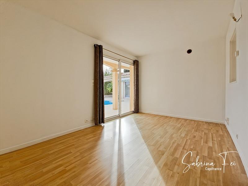 Maison - 165 m² - 6 pièces