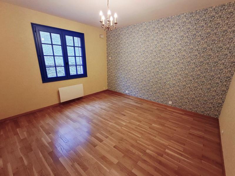 Maison - 189 m² - 5 pièces
