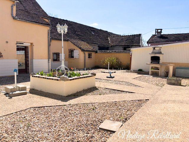 Maison de village - 260 m² - 9 pièces