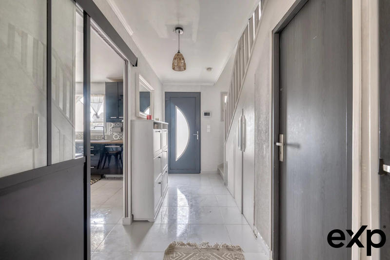 Maison - 162 m² - 7 pièces