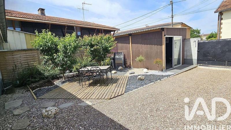 Maison - 200 m² - 8 pièces