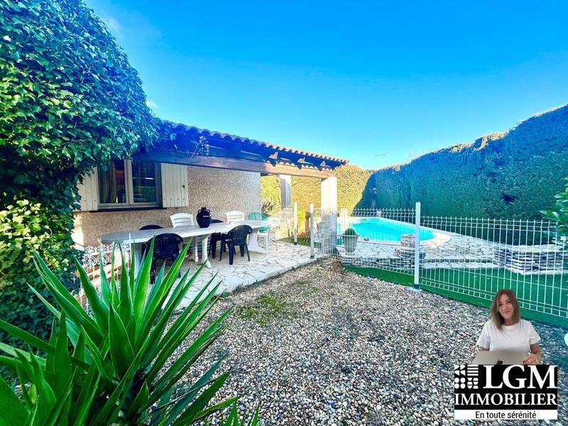 Villa - 90 m² - 4 pièces