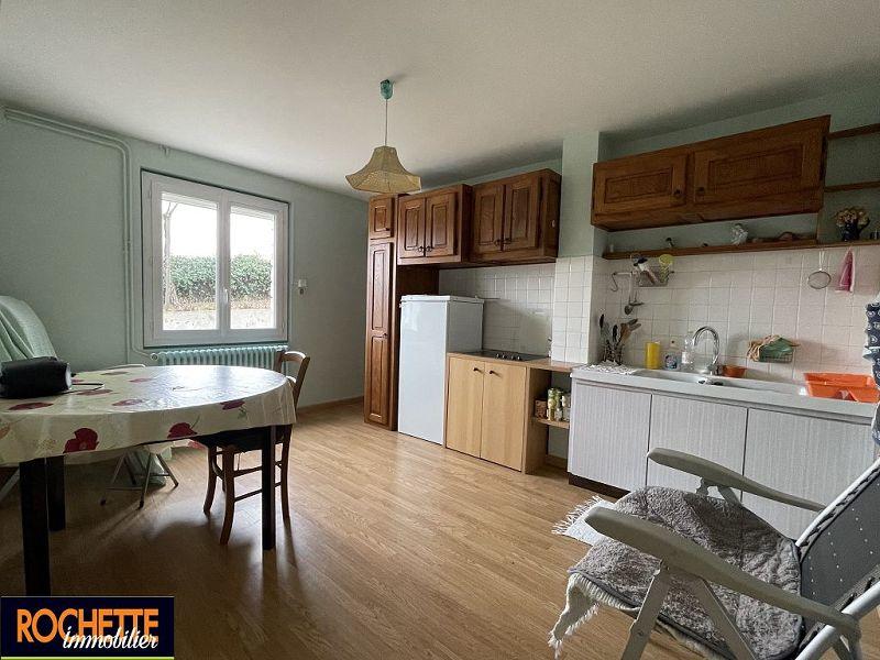 Maison traditionnelle - 174 m² - 6 pièces