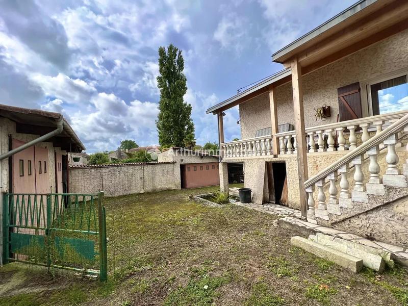 Maison - 159 m² - 5 pièces