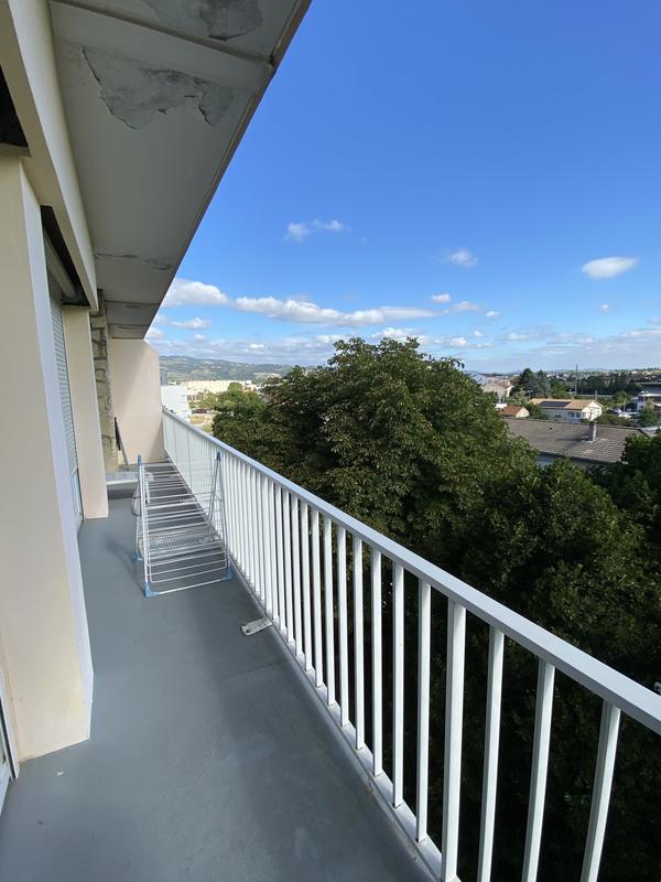 Appartement - 98 m² - 5 pièces