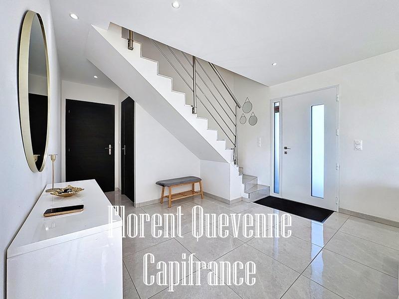 Maison - 151 m² - 6 pièces