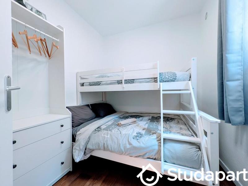 Chambre - 10 m² - 1 pièce