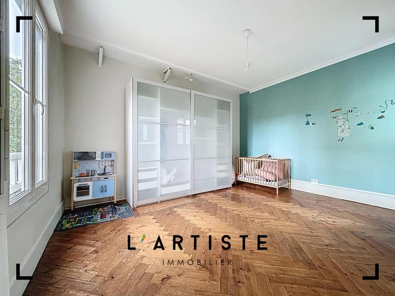 Maison - 152 m² - 6 pièces