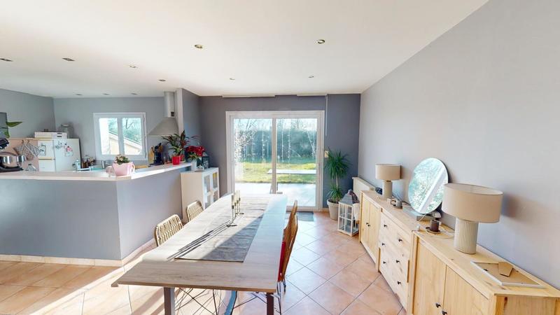 Maison - 127 m² - 5 pièces