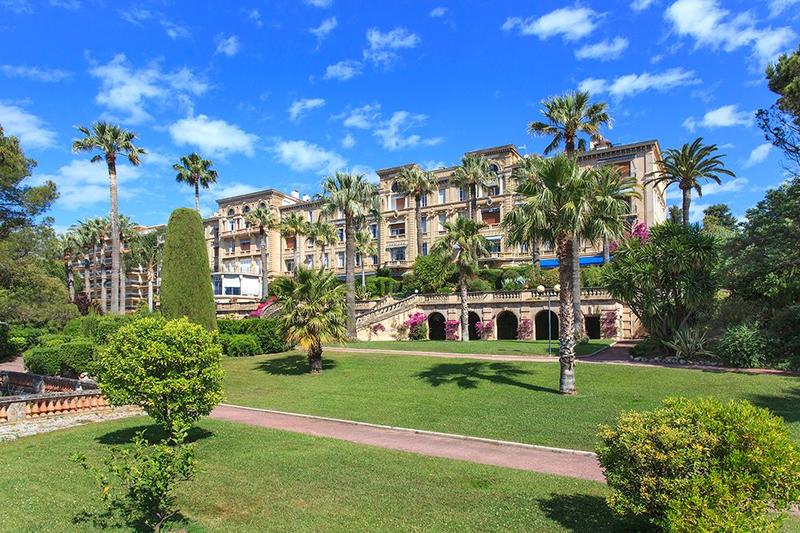 Appartement - 139 m² - 5 pièces