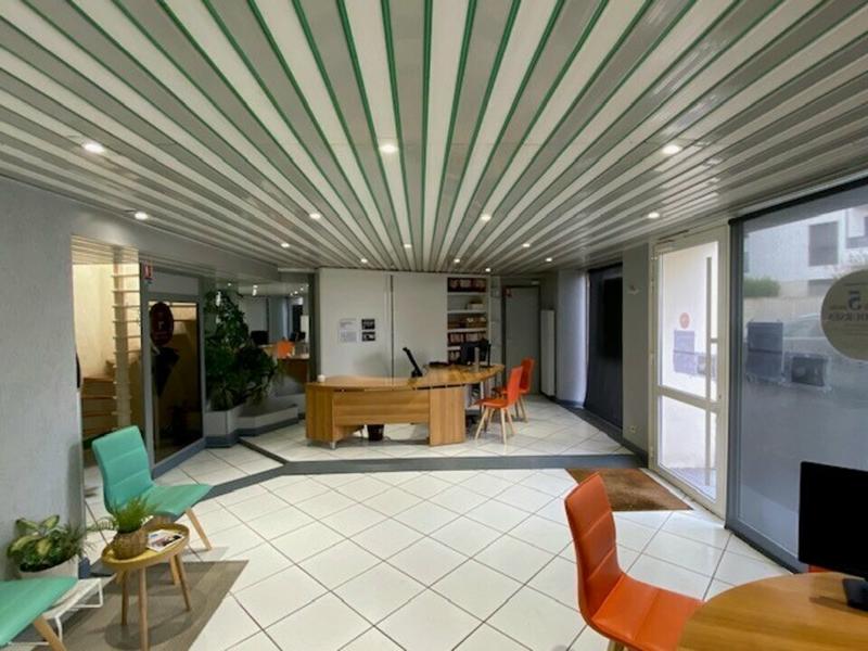 Local d'activité / Entrepôt - 115 m²