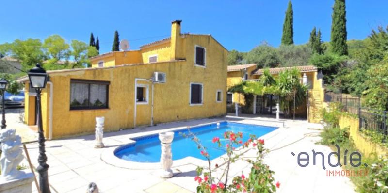 Maison - 165 m² - 6 pièces