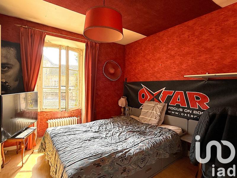 Maison - 180 m² - 8 pièces