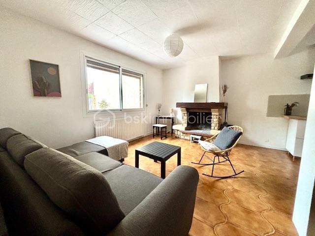 Maison traditionnelle - 91 m² - 6 pièces