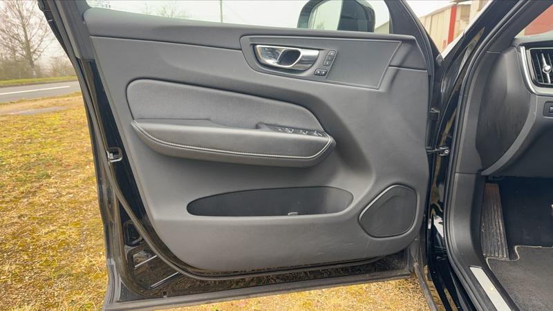 Volvo Xc60 II 2.0 D4 190 Fwd Geartronic8 R Design - Automatique