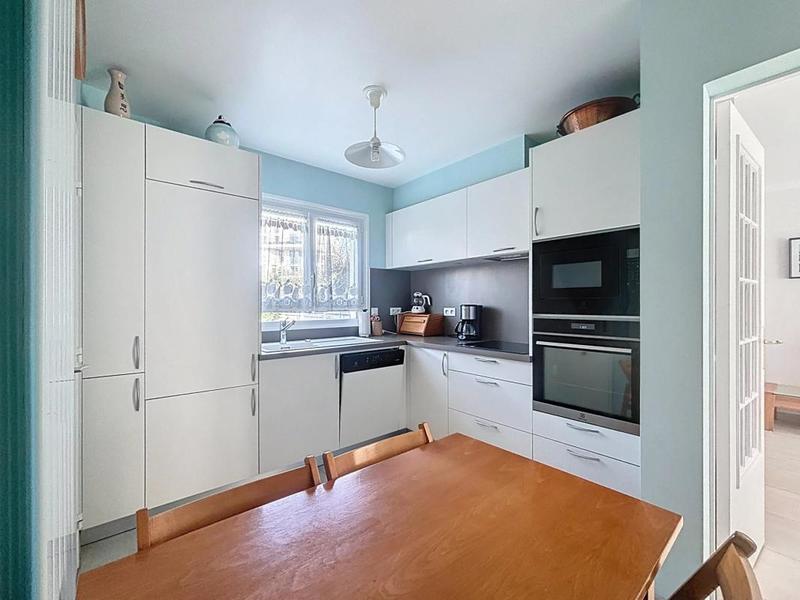 Maison - 107 m² - 7 pièces