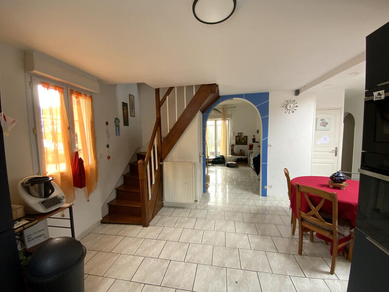 Maison - 102 m² - 4 pièces