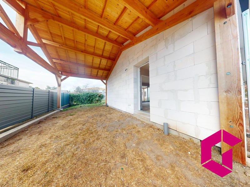 Maison - 105 m² - 4 pièces