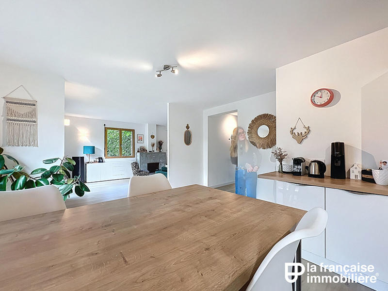 Maison - 153 m² - 8 pièces