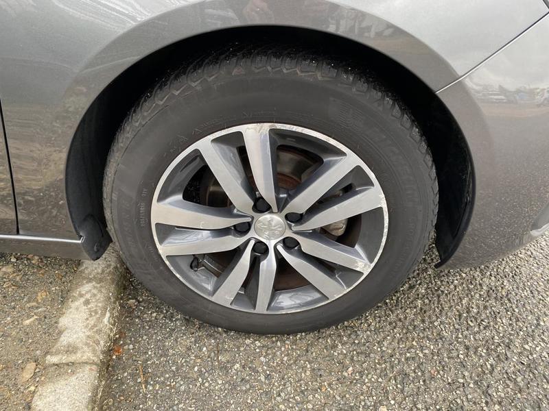 Peugeot 308 II 1.2 Ptech 110