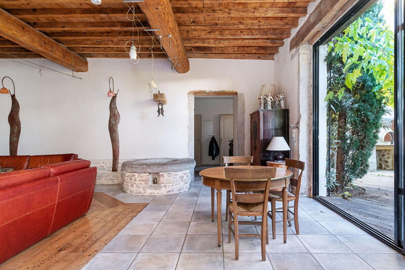 Maison - 343 m² - 7 pièces