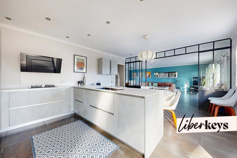 Maison - 164 m² - 6 pièces