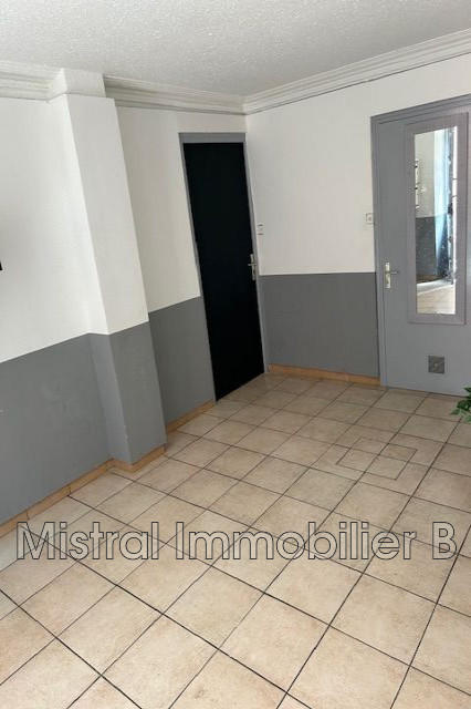 Maison - 330 m²