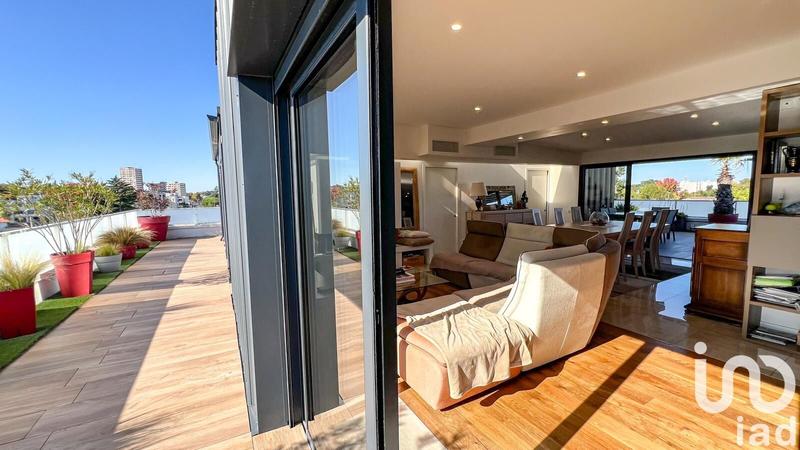 Appartement - 151 m² - 5 pièces