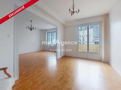 Appartement - 82 m² - 4 pièces