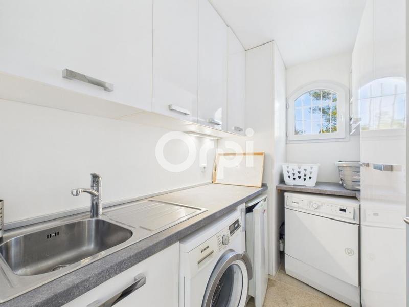 Villa - 200 m² - 6 pièces