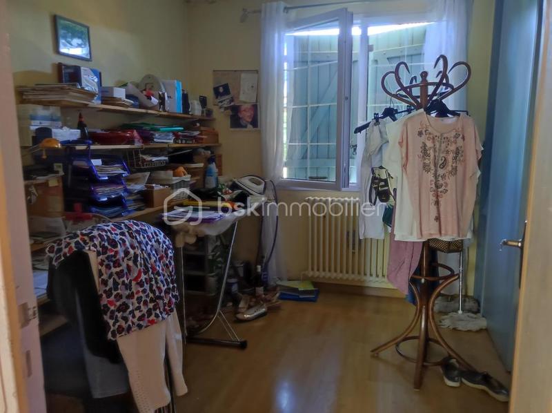 Maison - 210 m² - 6 pièces