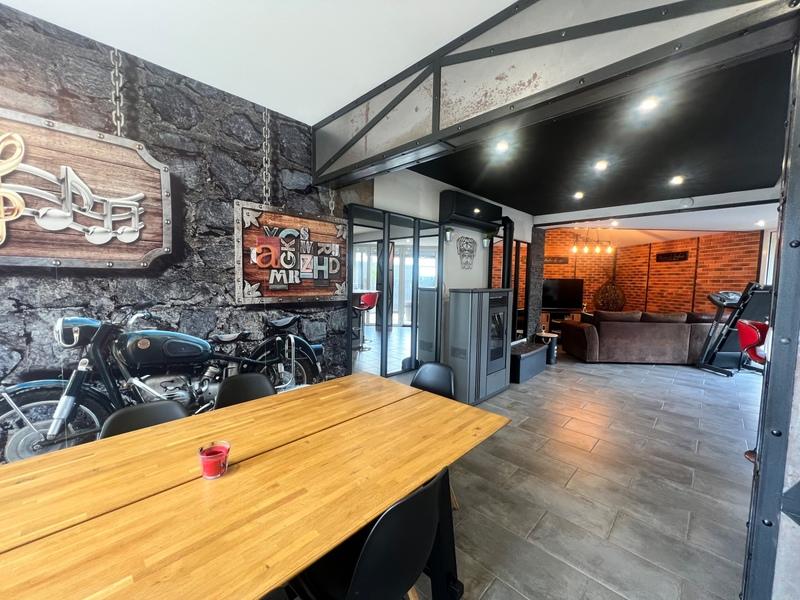 Maison - 100 m² - 3 pièces