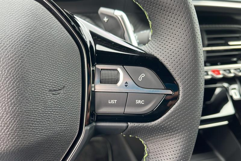 Peugeot 2008 Hybrid 145 E-Dsc6 Gt Visi