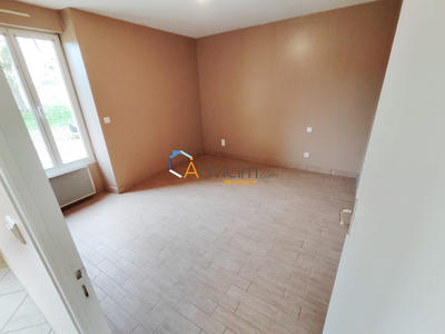 Maison - 87 m² - 5 pièces