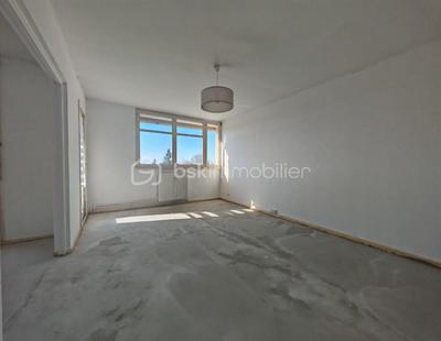 Appartement - 90 m² - 5 pièces