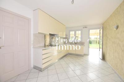 Maison - 180 m² - 6 pièces