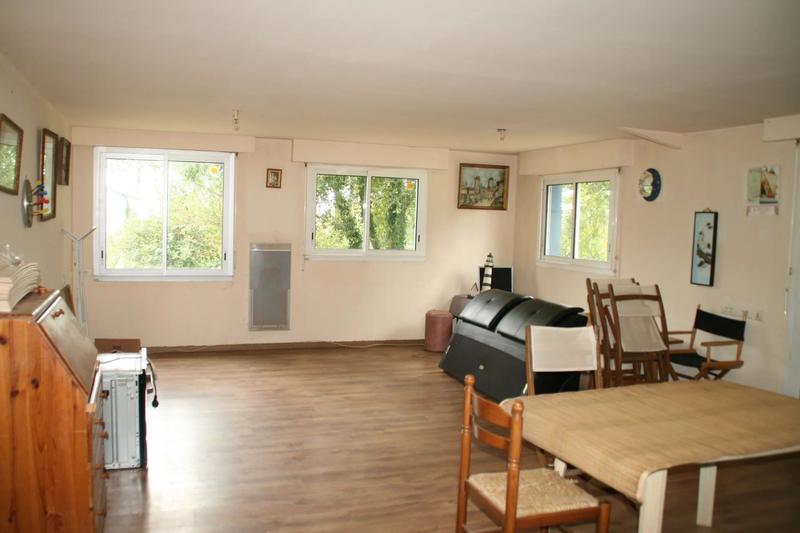 Bureau - 900 m² - 4 pièces