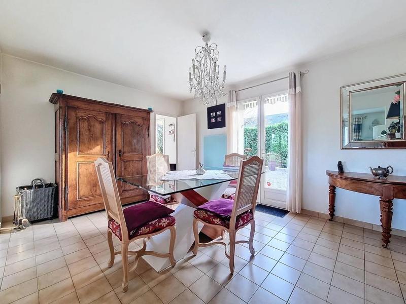 Propriété - 150 m² - 6 pièces