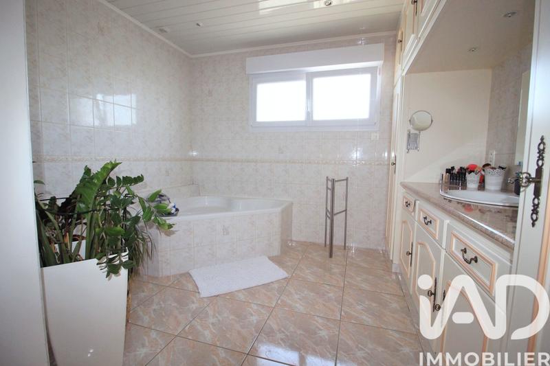 Maison - 155 m² - 5 pièces