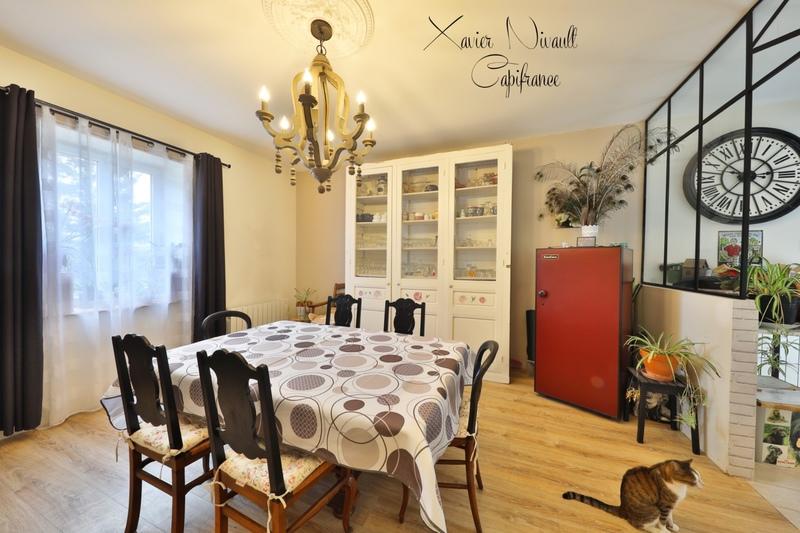 Maison - 195 m² - 6 pièces