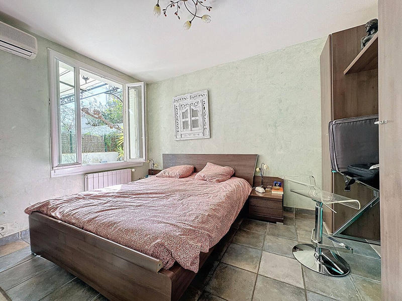 Maison - 208 m² - 6 pièces