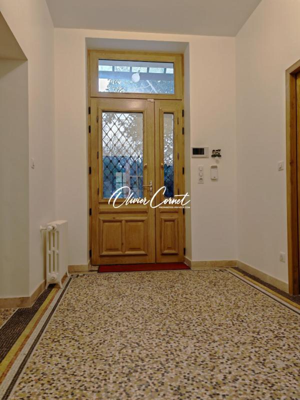 Propriété - 286 m² - 9 pièces