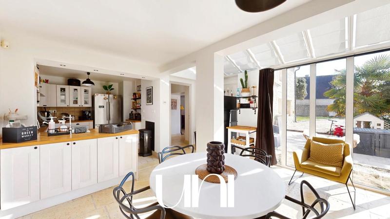 Maison - 186 m² - 6 pièces