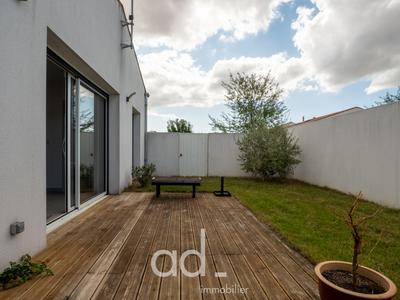 Maison - 87 m² - 4 pièces